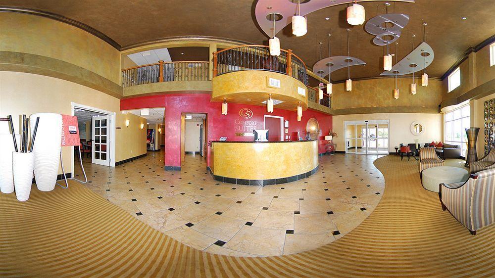 Hotel Comfort Airport Wichita
