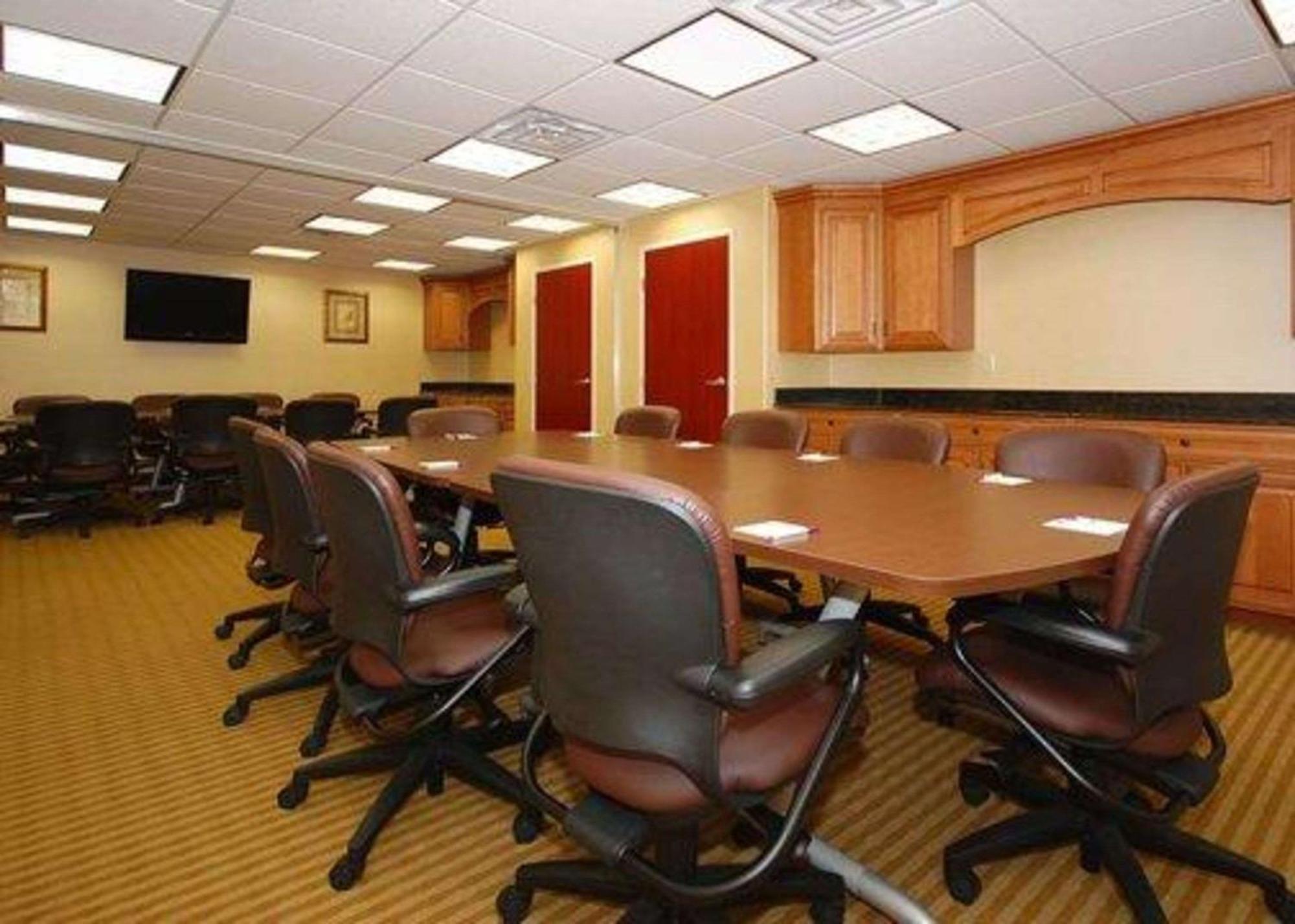Comfort Airport Wichita