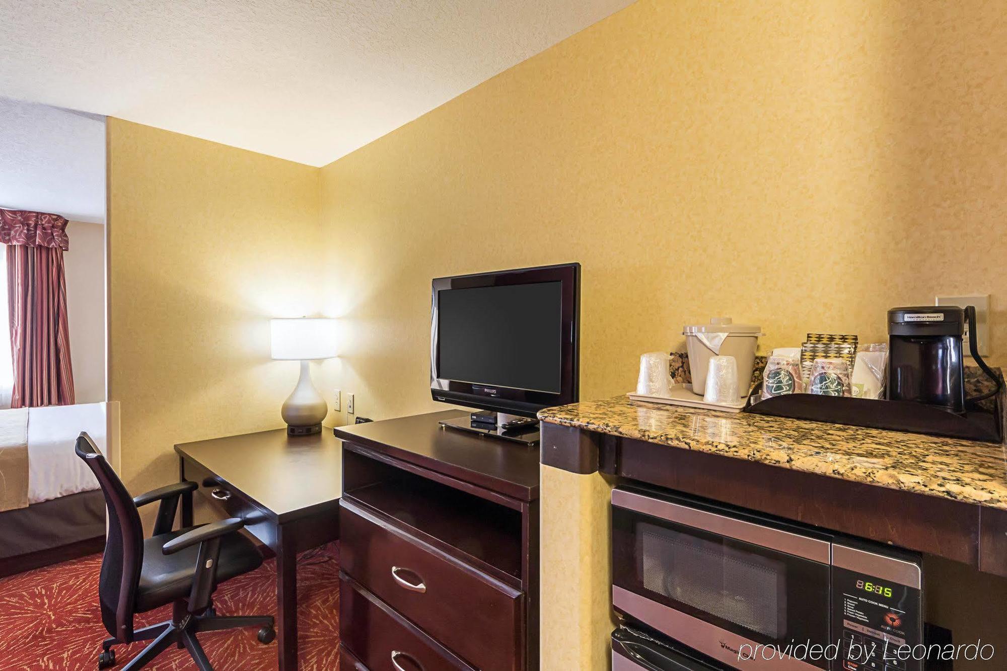 Hotel Comfort Airport 2*